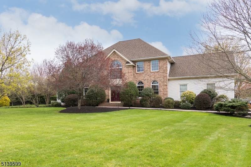 19 Van Pelt Ct - Photo 1