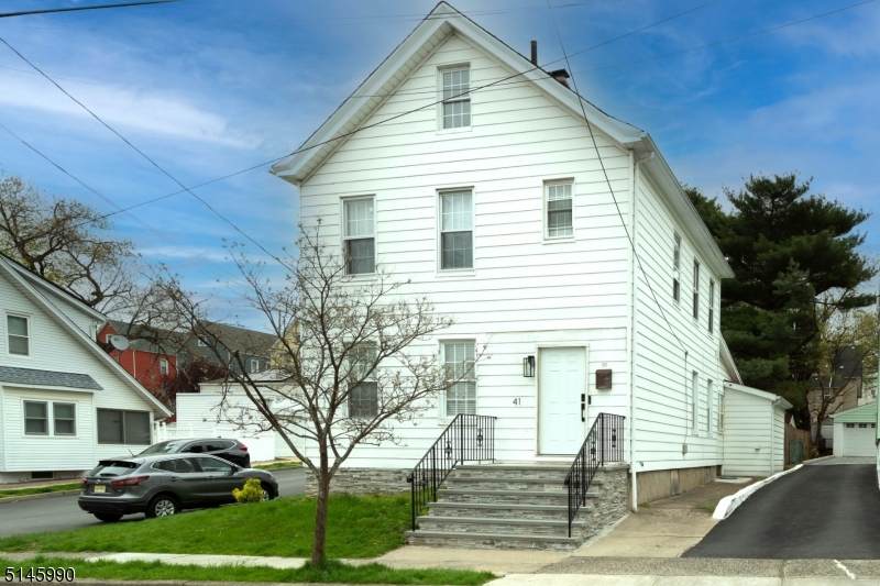 41 Sisco Pl - Photo 1
