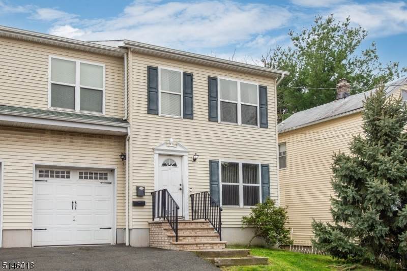 147 Oswald Pl - Photo 1