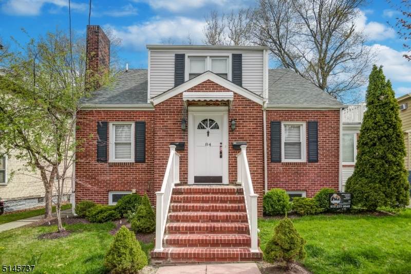 82 Sanford - Photo 1