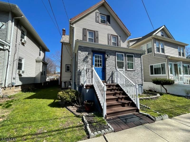 19 Walnut St - Photo 1