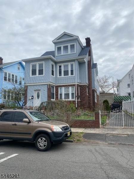 29 Peck Ave - Photo 1