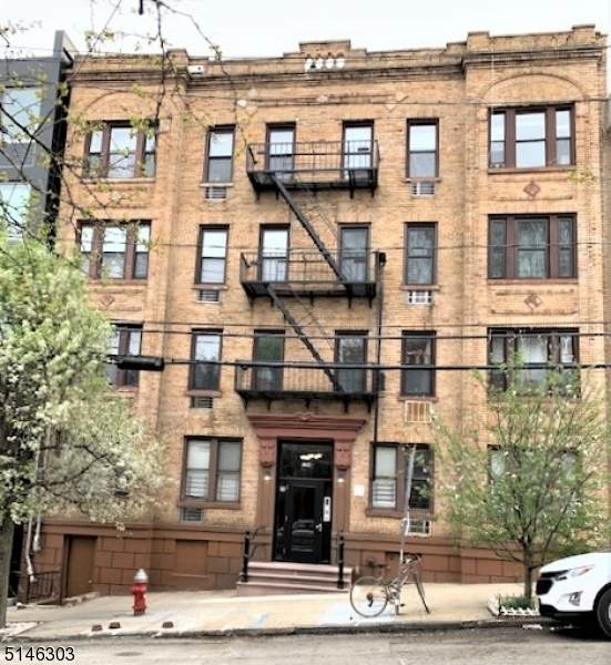 108 Waldo Ave - Photo 1
