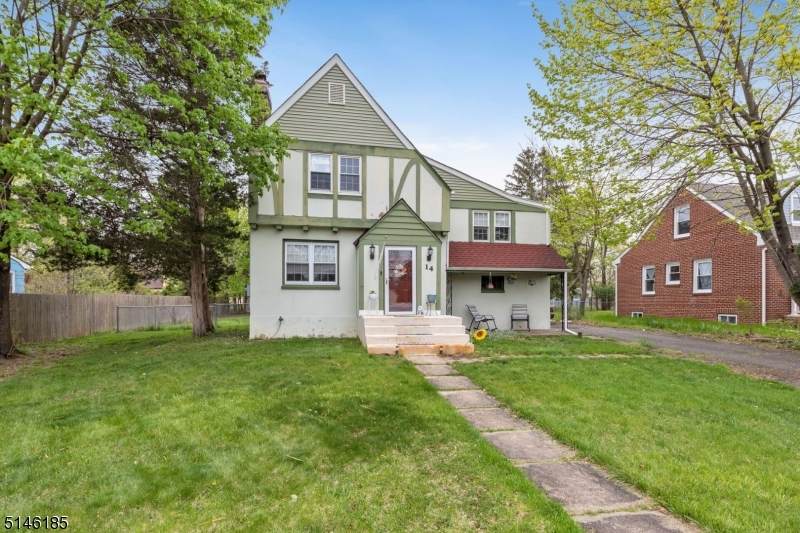 14 Lake Ave - Photo 1