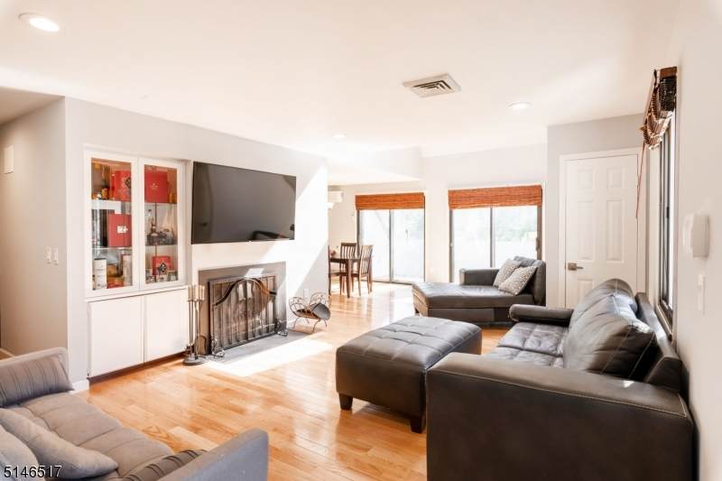 14 Cerone Ct - Photo 1