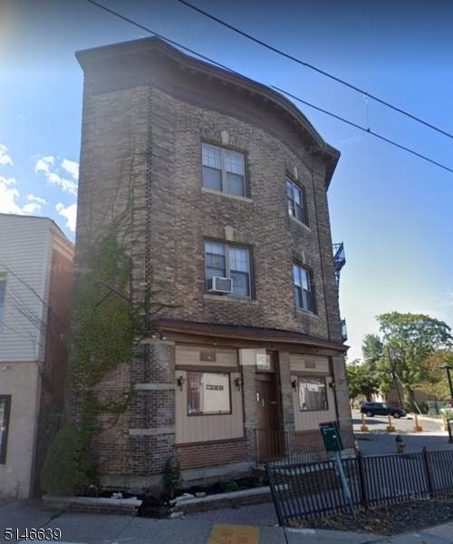 85 Franklin St - Photo 1