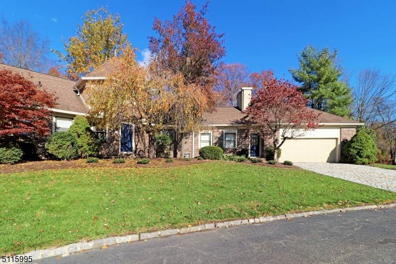 7 Casper Ct - Photo 1