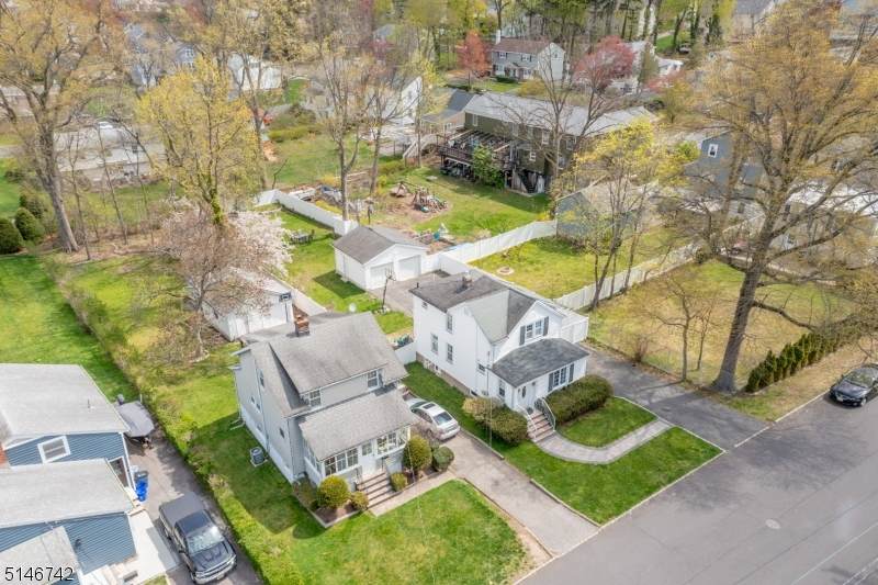 7 Park St - Photo 1