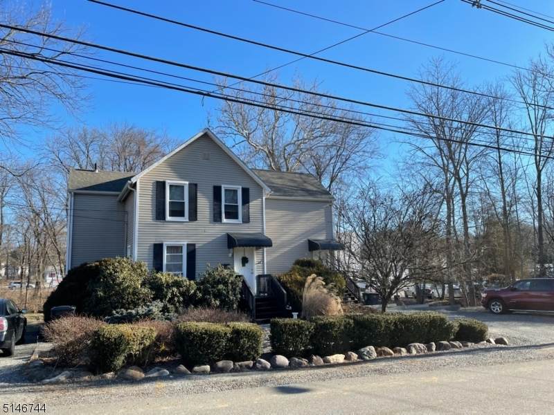 64 Mount Pleasant Ave - Photo 1