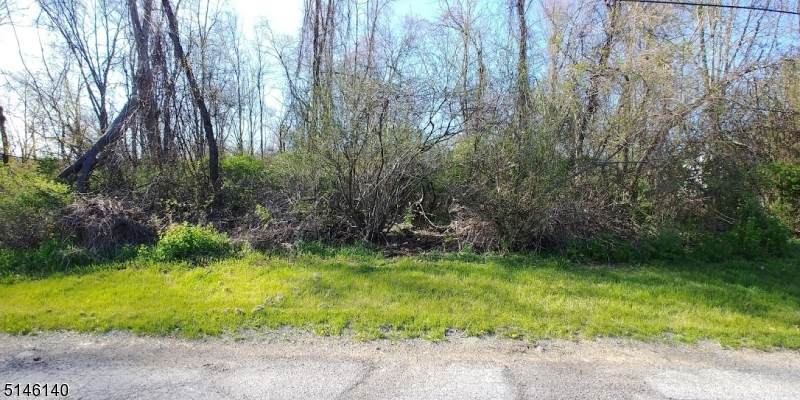 37 Cypress Dr - Photo 1