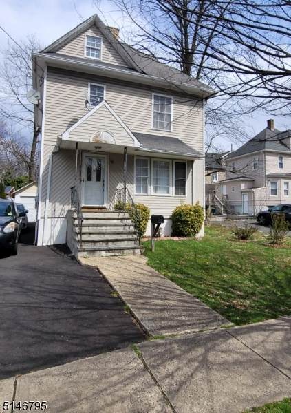 10 West End Avenue - Photo 1