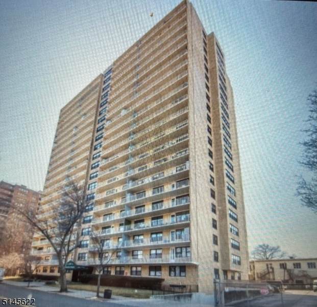 285 Aycrigg Ave - Photo 1