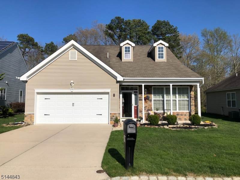 98 Briarwood Dr - Photo 1