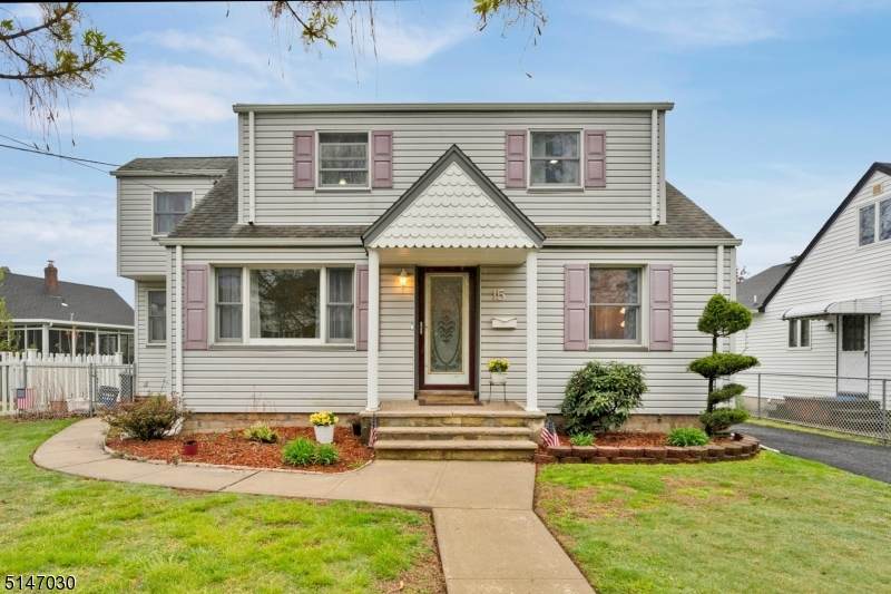 15 Tristan Rd - Photo 1