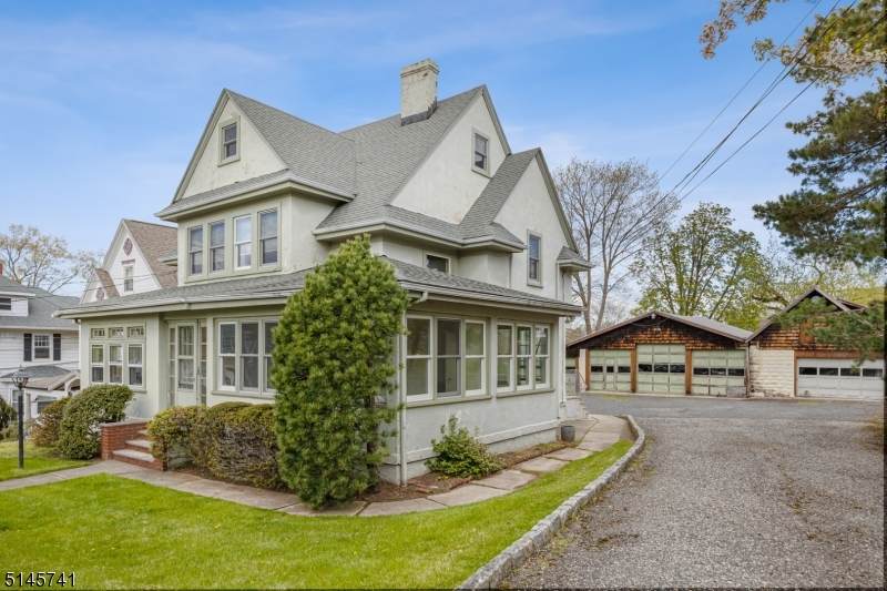 56 S Mountain Ave - Photo 1