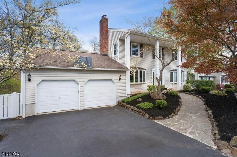 66 Horseneck Rd - Photo 1