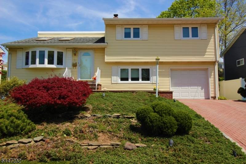 78 Roosevelt Ave - Photo 1