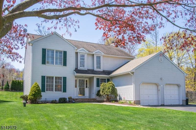 11 Academy Ln - Photo 1