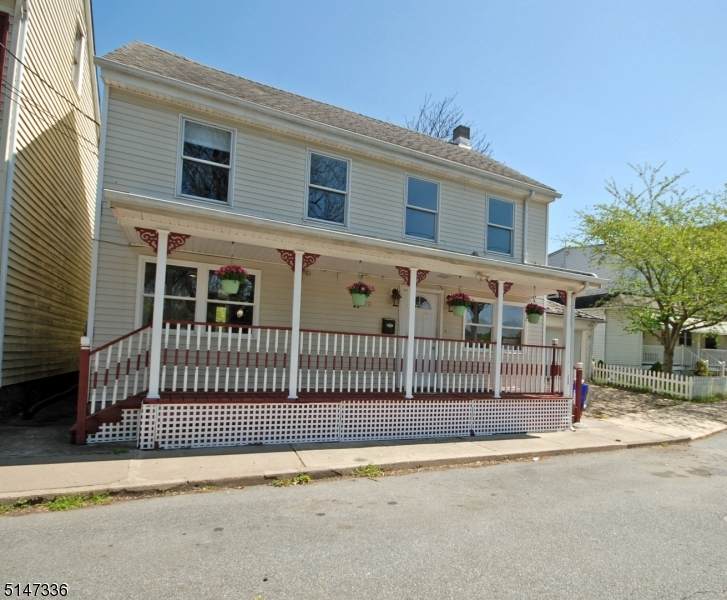 77 Market St - Photo 1