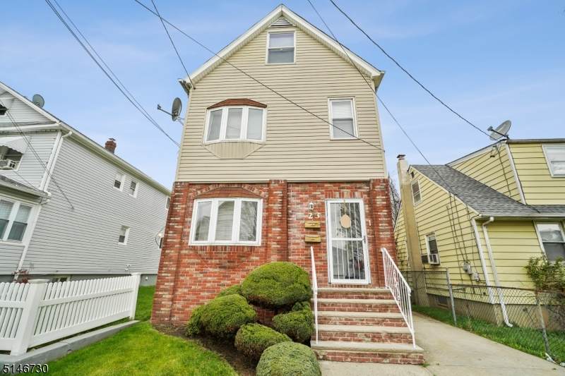 23 E 19Th St - Photo 1