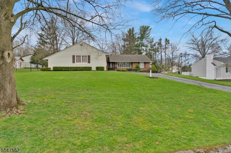 26 Reiners Rd - Photo 1