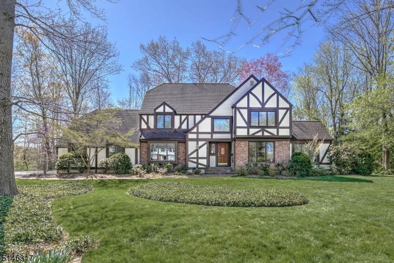 26 Stockmar Dr - Photo 1