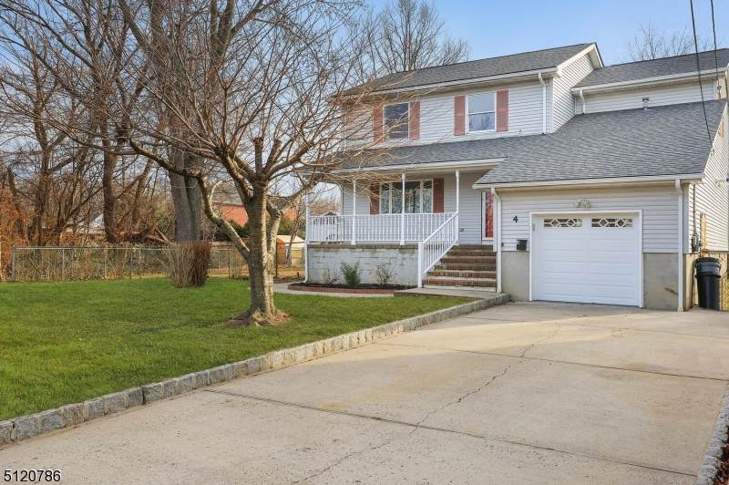 4 Levinson Ave - Photo 1