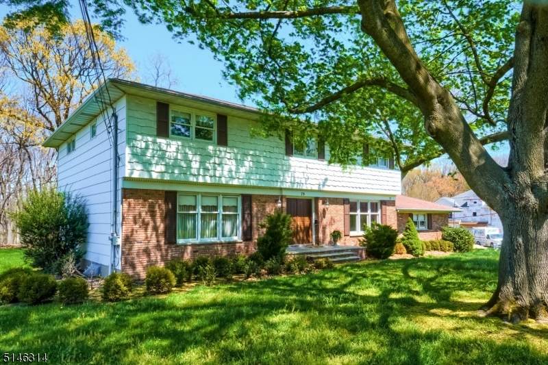 79 Skylark Rd - Photo 1