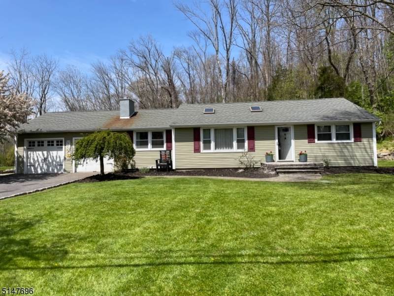 427 Hope-Blairstown - Photo 1