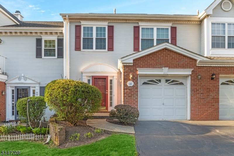 66 Sapphire Ln - Photo 1