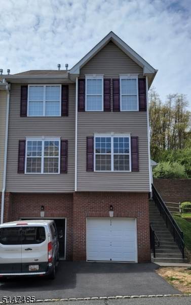 141 Conover Ter - Photo 1