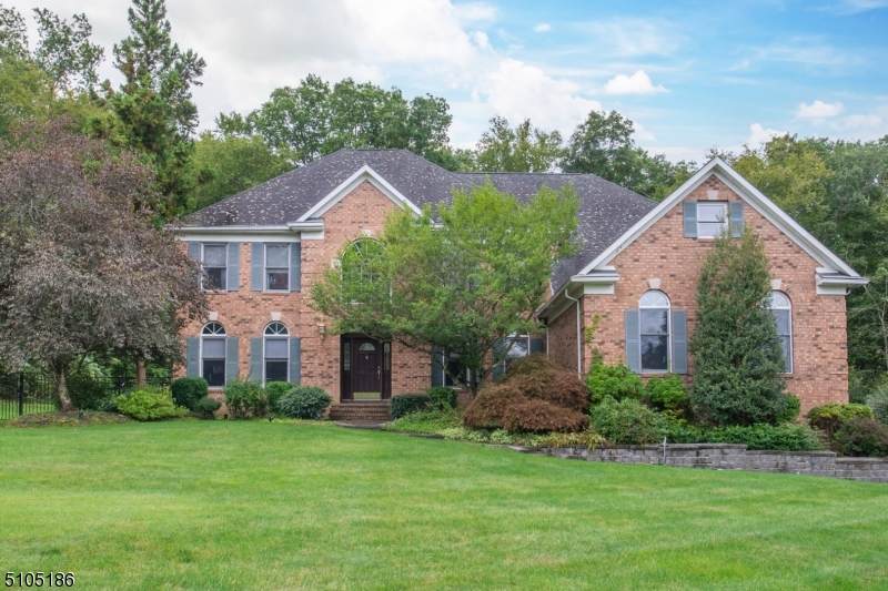 4 Darlington Dr - Photo 1