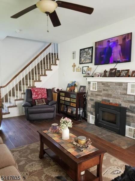 5 Hillside Ave - Photo 1