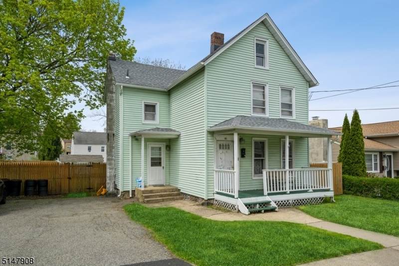 95 Stoll St - Photo 1