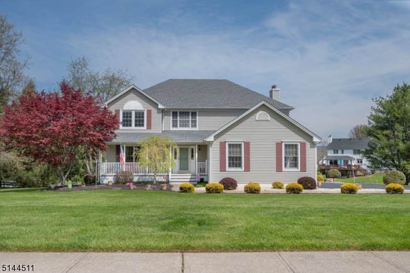 10 Vassar Rd - Photo 1