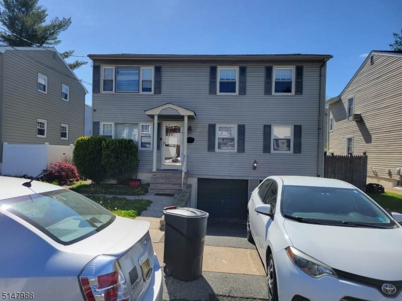 299 Perry Ave - Photo 1