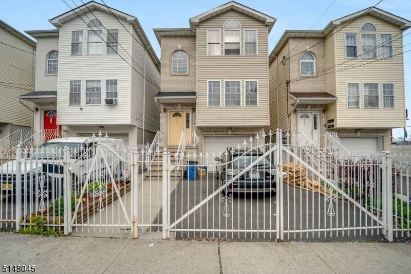 274 Mt Pleasant Ave - Photo 1