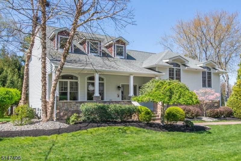 14 Shadowlawn Dr - Photo 1