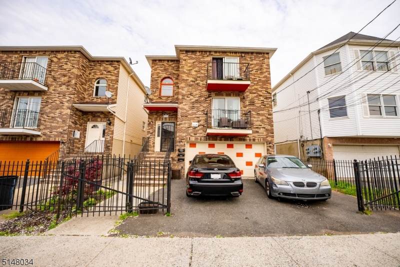 408 S 19th St - Photo 1