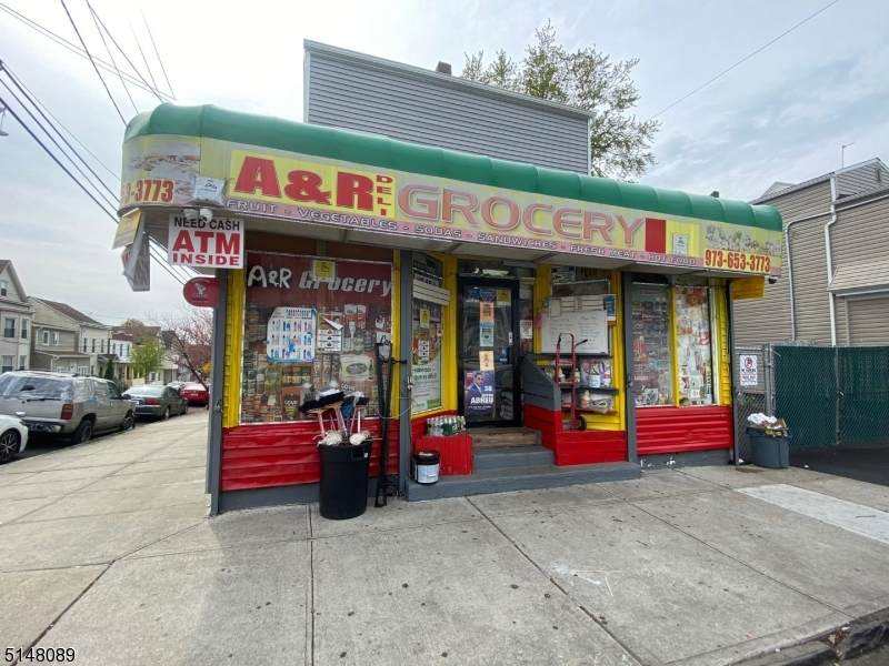 74 Mercer St - Photo 1