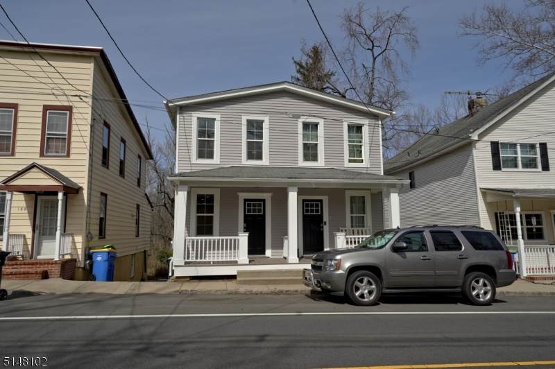 190 Washington St - Photo 1