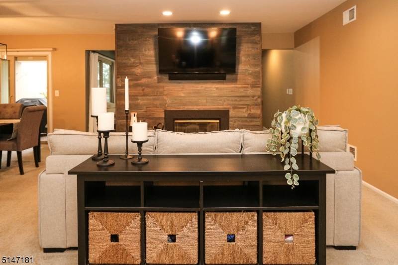 6 Karam Cir - Photo 1
