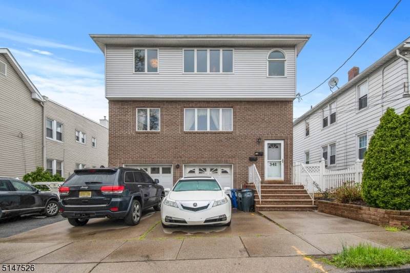 341 Yale Ave - Photo 1