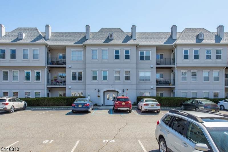 723 Brittany Dr - Photo 1