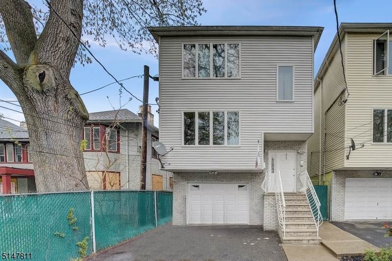 613 Mt Prospect Ave - Photo 1