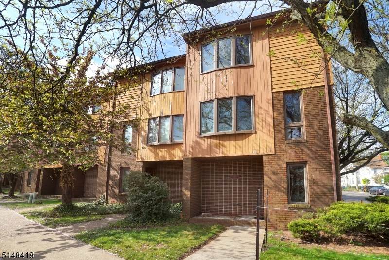 168 George St - Photo 1