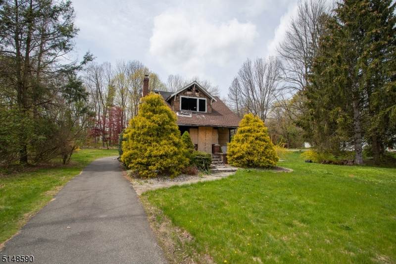 1413 Macopin Rd - Photo 1