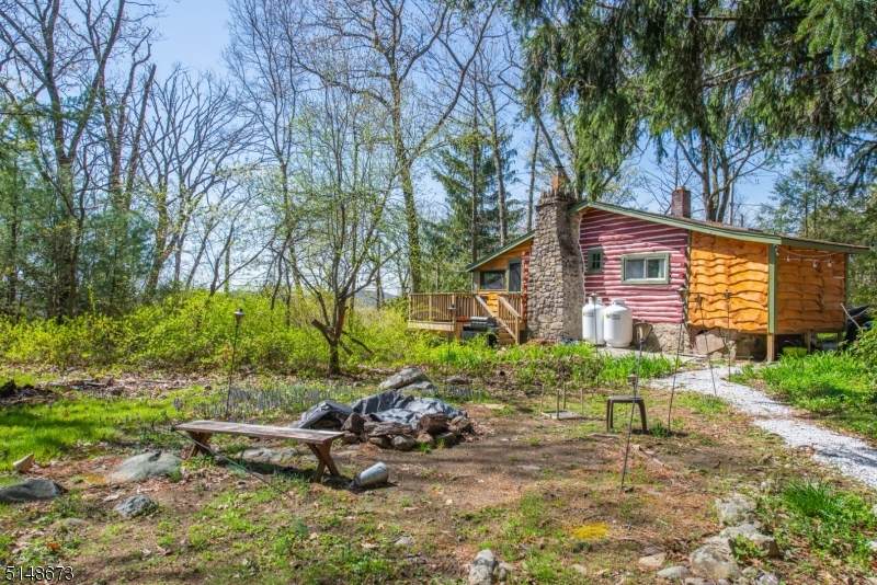 82 Mountain Spring Rd - Photo 1