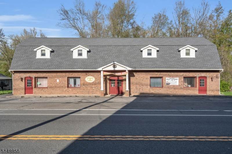 118 Main St - Photo 1