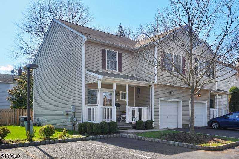 181 La Grande Ave - Photo 1